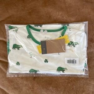 Kyte baby toddler pajamas in Irish